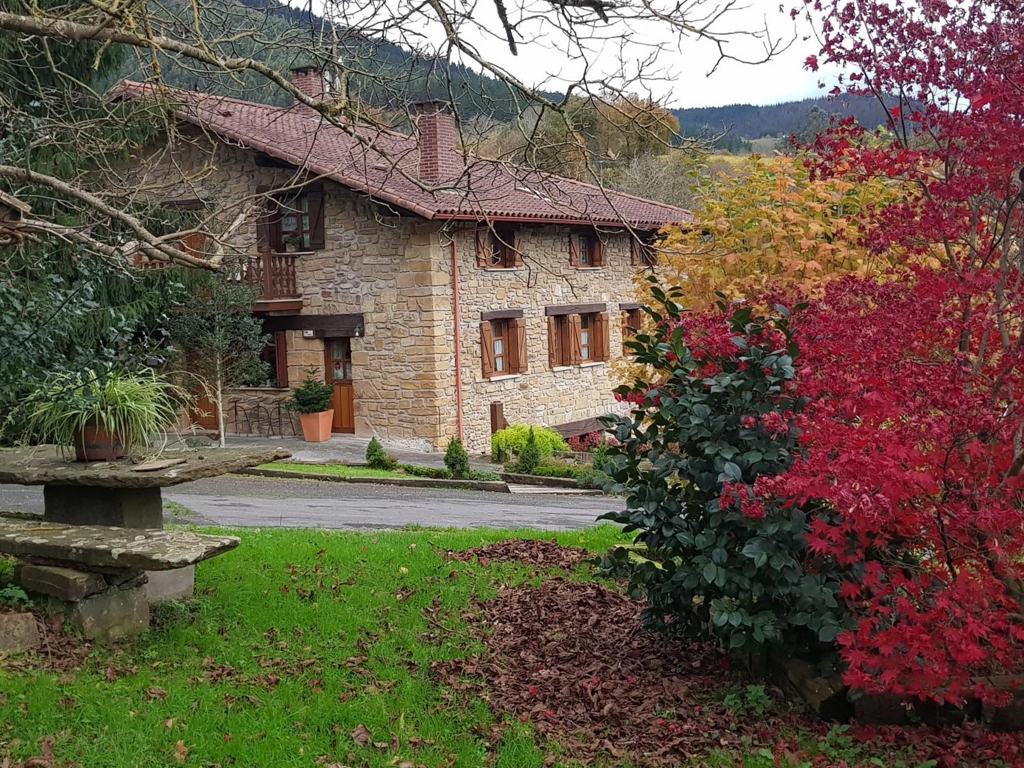 Agroturismo Iberreko Errota Muxika Exterior foto
